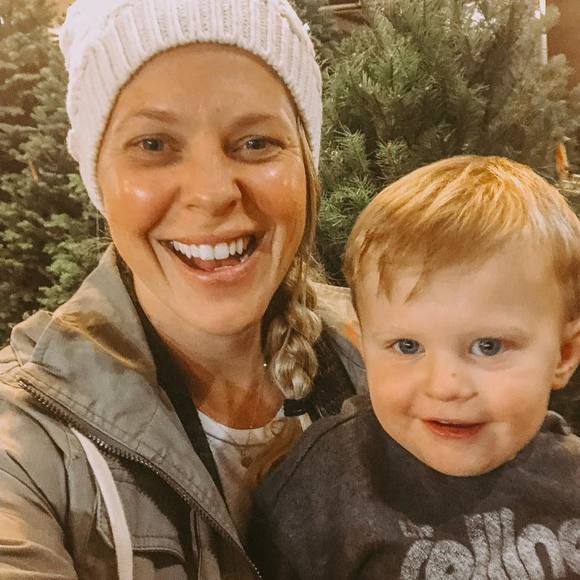 Meet your Posher, Katy - Picture 1 of 1